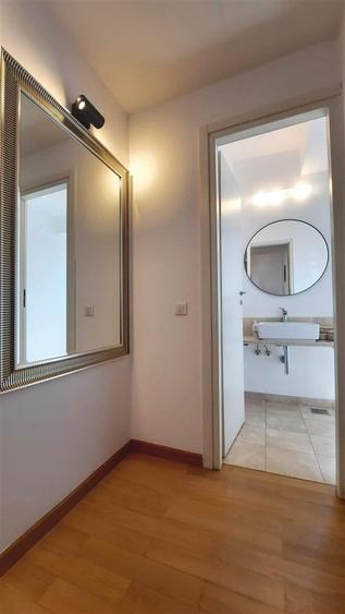 Apartament cu 4 camere decomandat în Floreasca