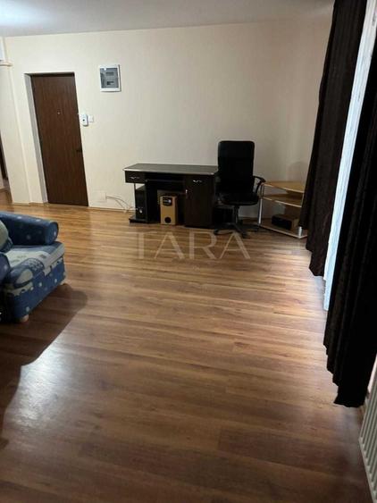 Apartament cu 3 camere, mobilat în Florești — fotografia 2