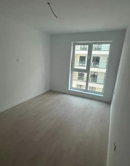 Apartament cu 2 camere semidecomandat în Pipera
