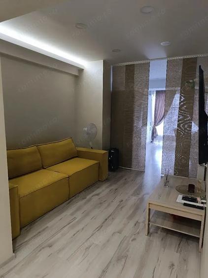 Apartament cu 3 camere decomandat în Iancului