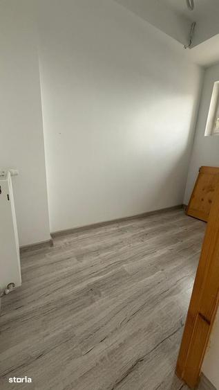 Apartament cu 4 camere decomandat în Obcini