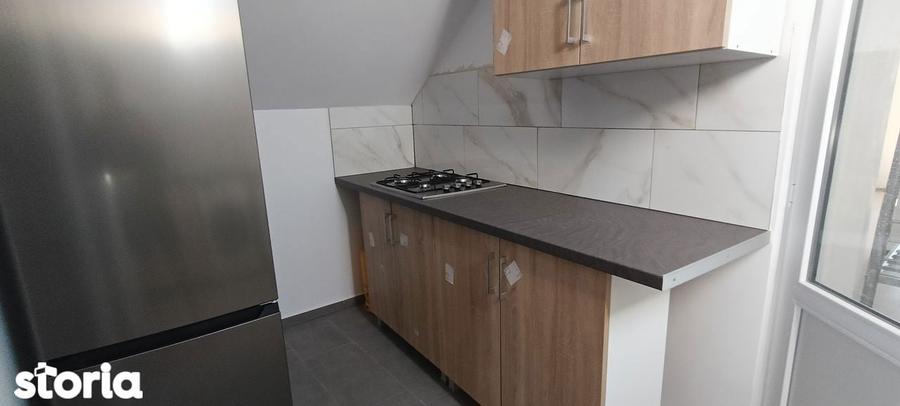 Apartament cu 10 camere în Ion Creangă