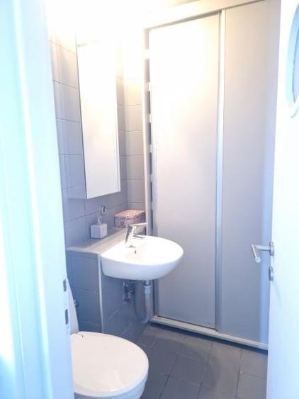 Apartament cu 3 camere decomandat în Nerva Traian
