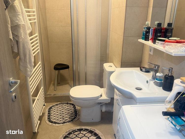 Apartament cu 3 camere decomandat în Matraca