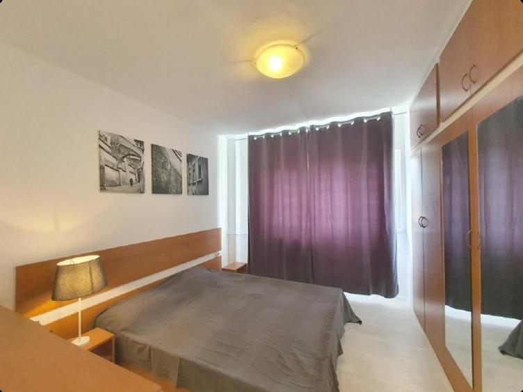 Apartament cu 2 camere decomandat, mobilat în 1 Mai
