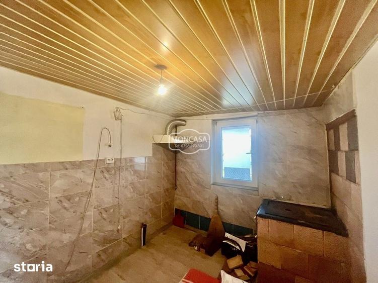 Casă cu 3 camere cu Teren 1050 Mp în Central