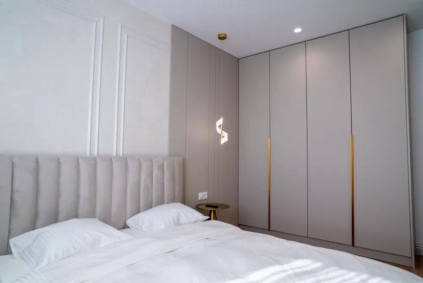 Apartament cu 2 camere semidecomandat, mobilat în Mărăști