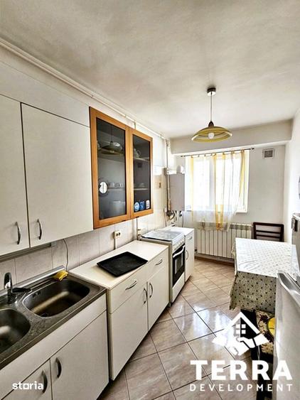 Apartament cu 2 camere decomandat în Central