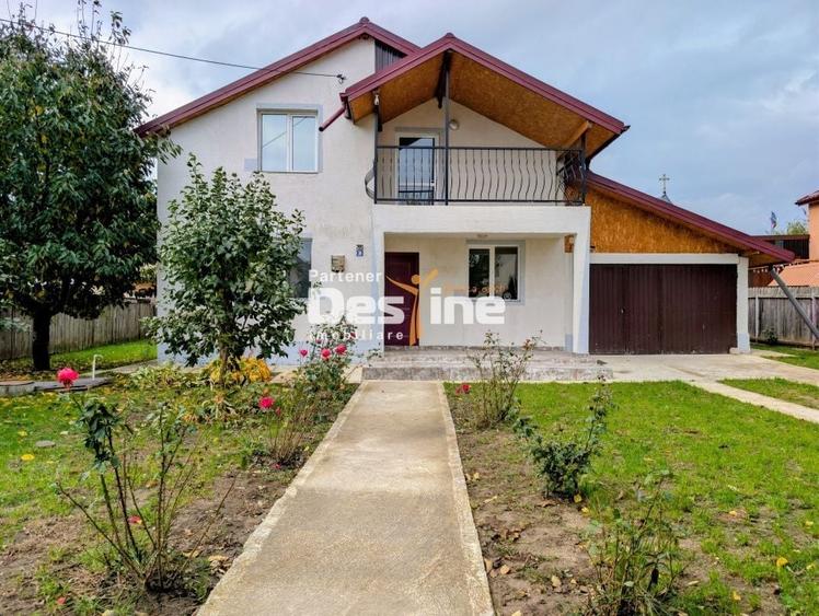 Casă individuală cu 5 camere cu Canalizare în Lunca Cetățuii