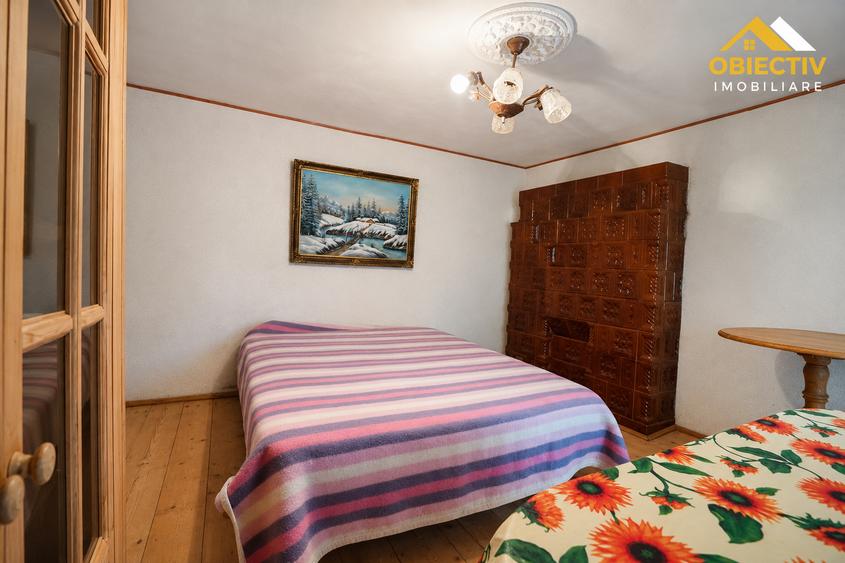 Casă individuală cu 5 camere cu Teren 500 Mp în Oglinzi