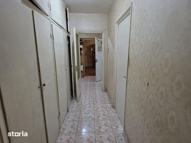 Apartament cu 3 camere decomandat în Muncii