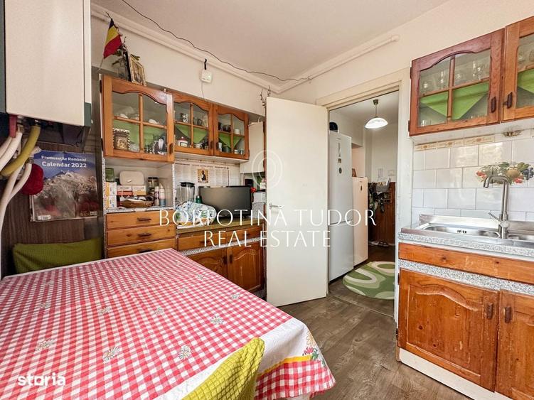 Apartament cu 2 camere decomandat în Zorilor