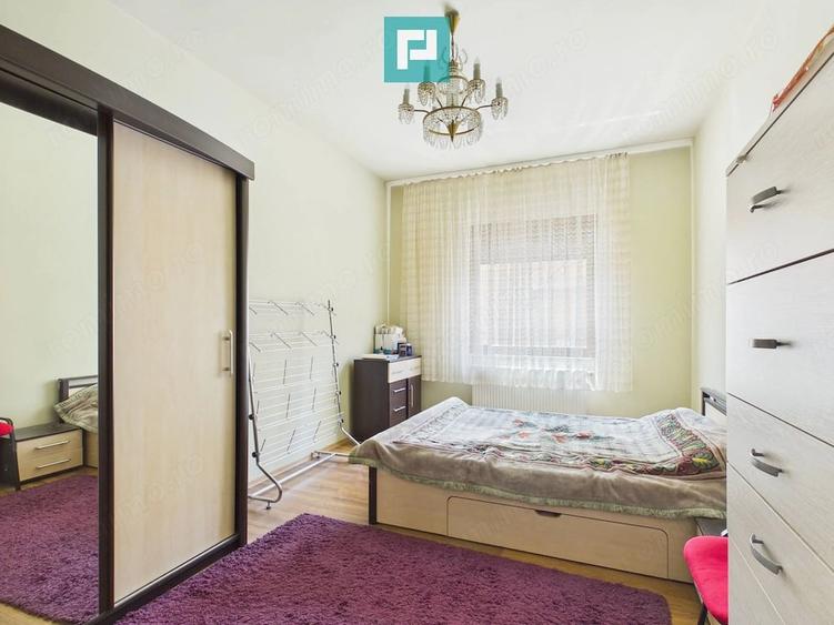 Casă cu 6 camere cu Teren 500 Mp în Ultracentral