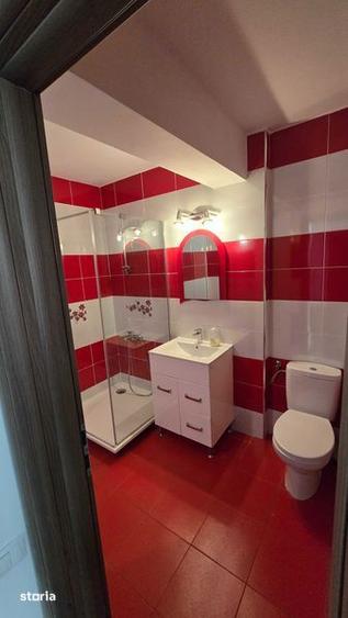 Apartament cu 3 camere decomandat în Florești