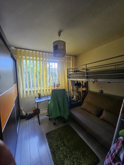 Apartament cu 2 camere decomandat în Berceni
