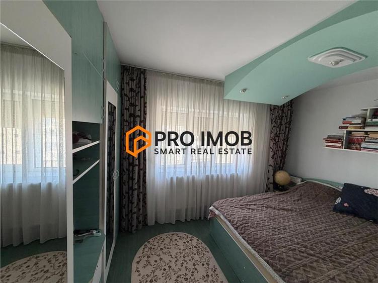 Apartament cu 3 camere decomandat, mobilat în 1 Decembrie