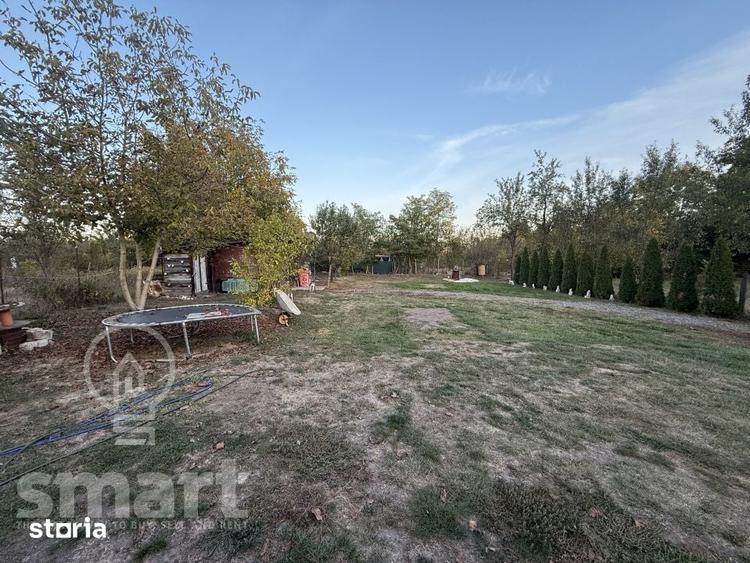 Casă cu 4 camere decomandat cu Teren 1140 Mp în Florești