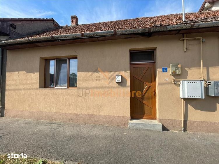 Casă cu 2 camere în Iosia