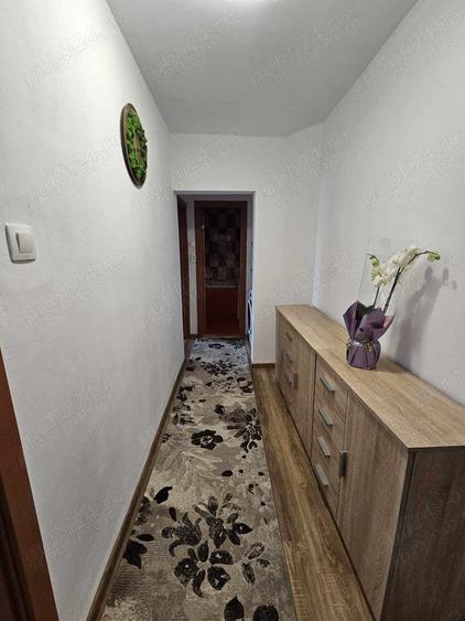 Apartament cu 3 camere în Șagului