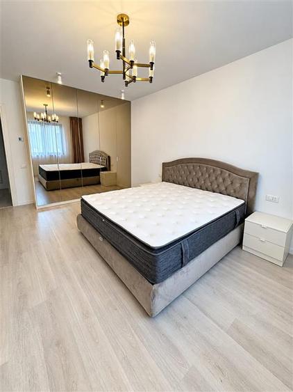 Casă cu 5 camere cu Canalizare în Pipera