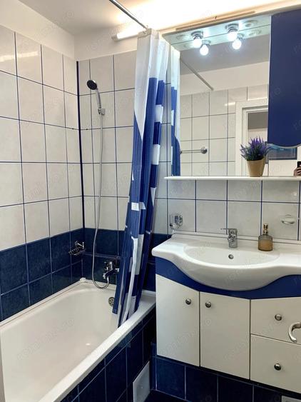 Garsonieră decomandată în Splaiul Unirii