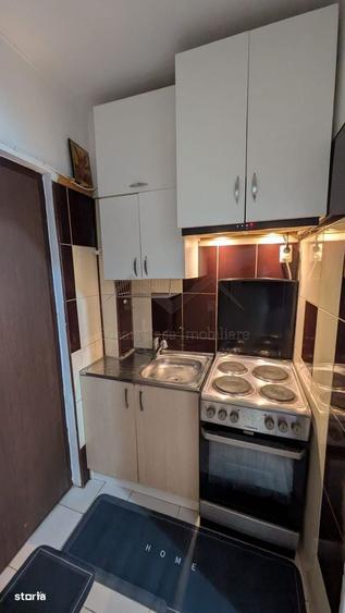 Garsonieră în Baza 3
