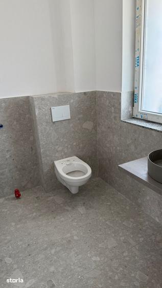 Casă cu 3 camere cu Teren 321 Mp în Vidra