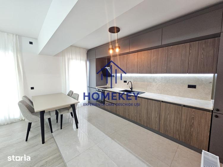 Apartament cu 3 camere decomandat în Decebal