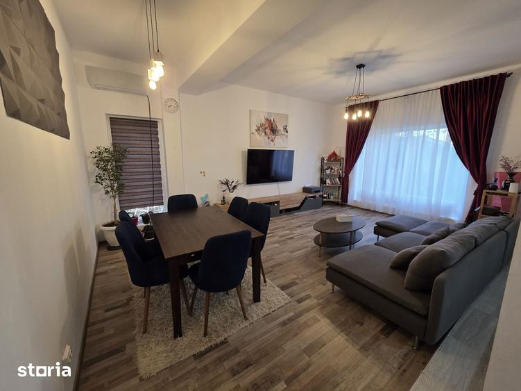 Casă cu 5 camere cu Teren 380 Mp în Berceni