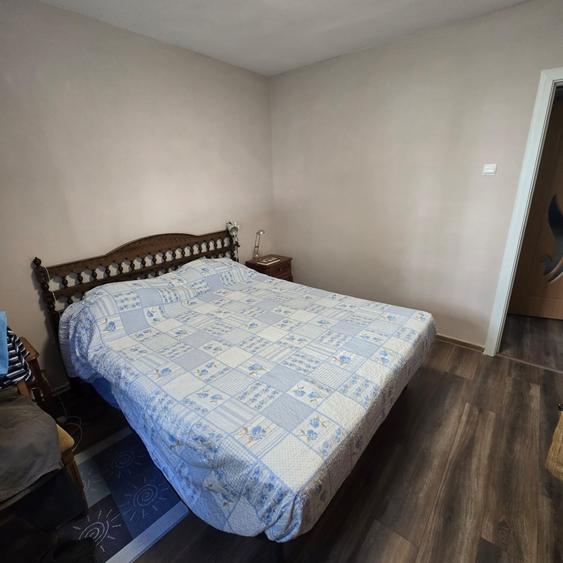Apartament cu 3 camere decomandat, mobilat în Zimbru