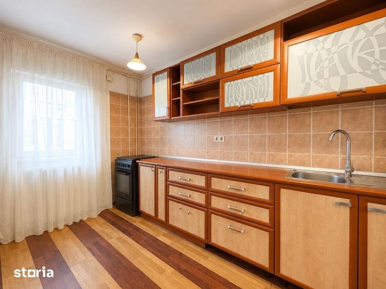 Apartament cu 4 camere, mobilat în Delfinariu