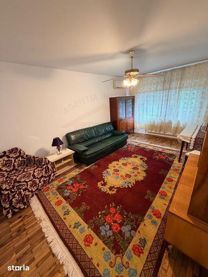 Apartament cu 2 camere în Micro 21