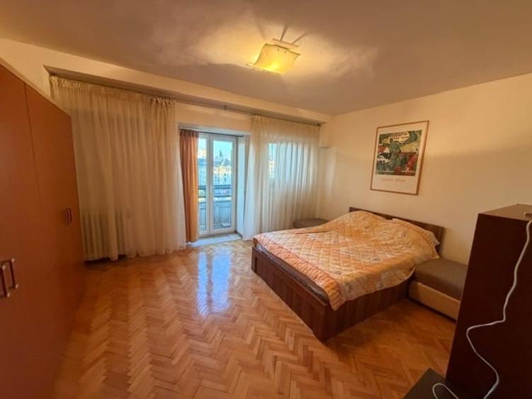 Apartament cu 2 camere decomandat în P-ța Unirii