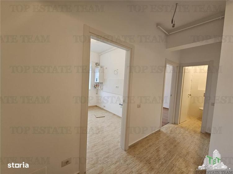 Apartament cu 3 camere în Central — fotografia 3