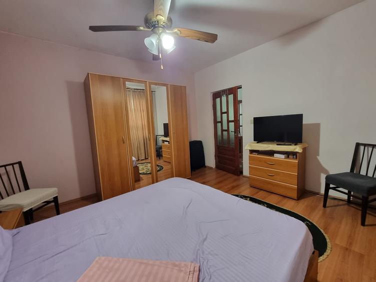 Casă individuală cu 5 camere cu Teren 1750 Mp în Movilița