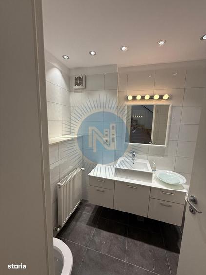 Apartament cu 4 camere în Capitale