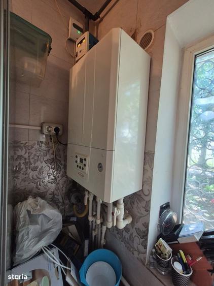 Apartament cu 3 camere semidecomandat în Dacia
