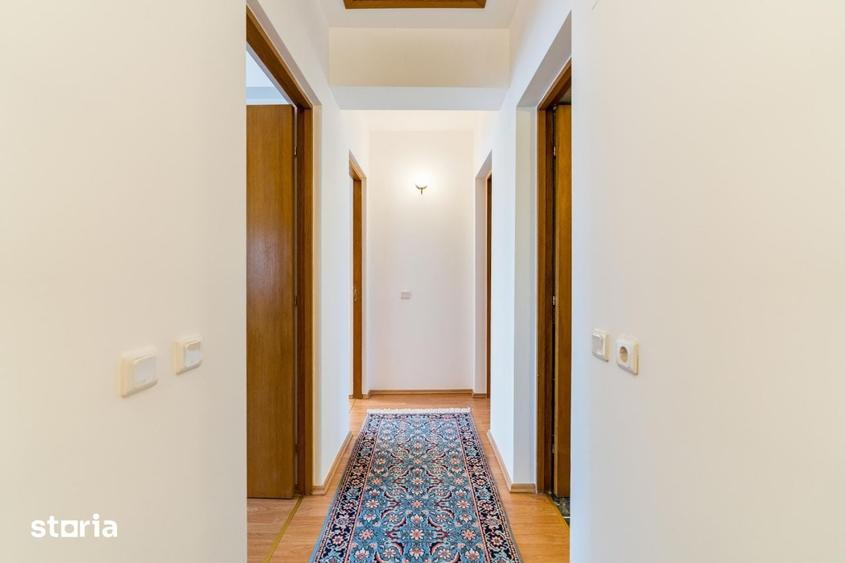 Casă cu 4 camere decomandat cu Teren 259 Mp în Central