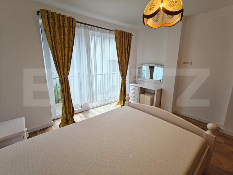 Apartament cu 3 camere decomandat, mobilat în Gruia
