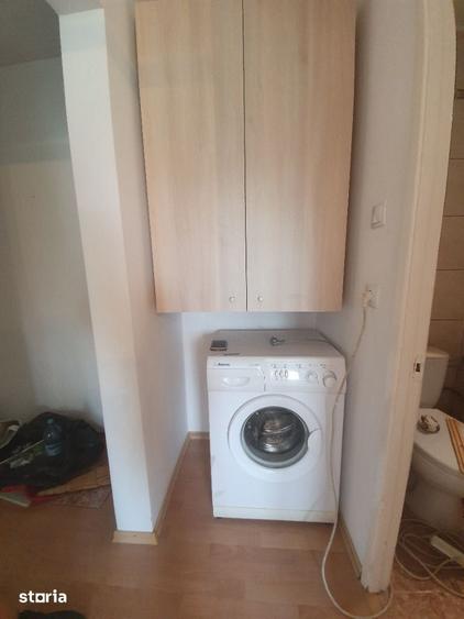 Apartament cu 3 camere decomandat în 9 Mai