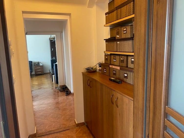 Apartament cu 2 camere decomandat în Cișmigiu