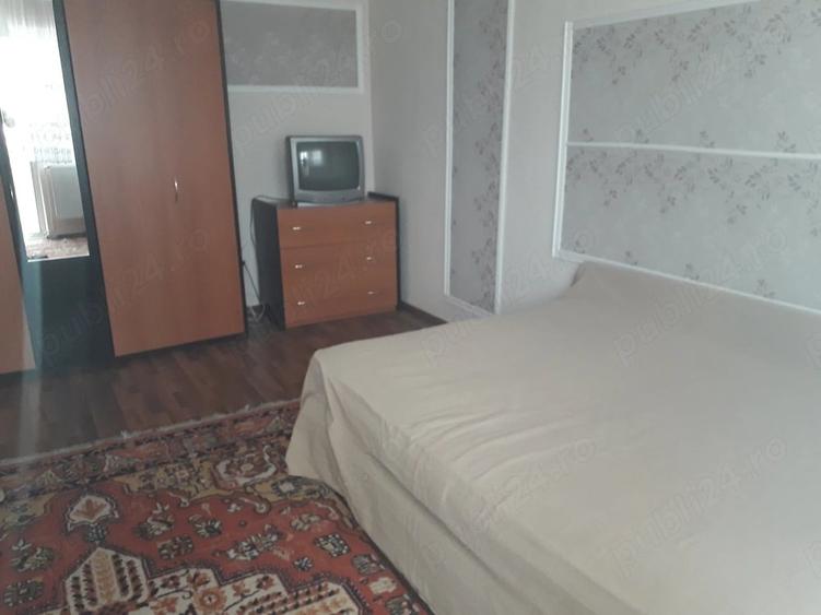 Garsonieră decomandată în Central