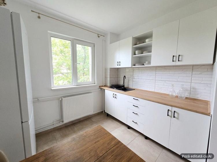 Apartament cu 3 camere semidecomandat, mobilat în Gheorgheni