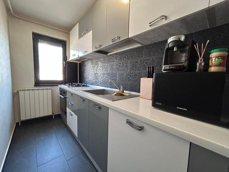 Apartament cu 2 camere decomandat, mobilat în Viziru 1