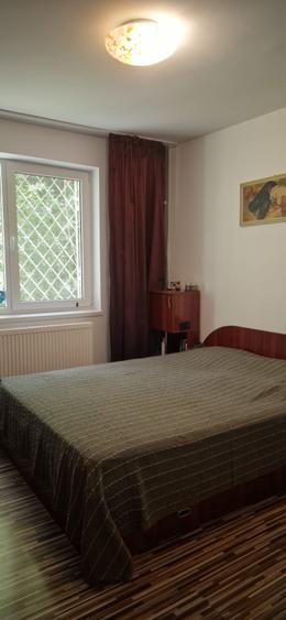 Apartament cu 4 camere semidecomandat în City Park Mall