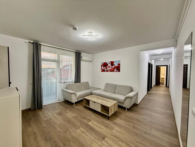 Apartament cu 3 camere decomandat, mobilat în Șelimbăr