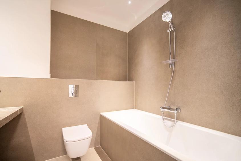 Penthouse cu 4 camere decomandat în Pipera