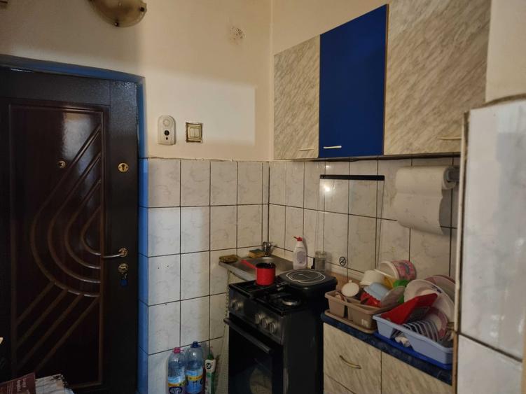 Apartament semidecomandat în Tractorul