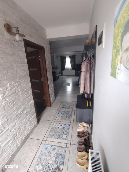 Casă cu 3 camere cu Teren 500 Mp în Vladimirescu