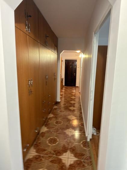 Calarasi, zona Orizont. Inchiriez apartament 3 camere decomandat pe termen lung - 6
